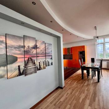 Продается Многокомнатная квартира, 155 м²