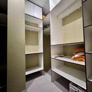 Продается Многокомнатная квартира, 155 м²