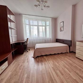 Продается Многокомнатная квартира, 155 м²