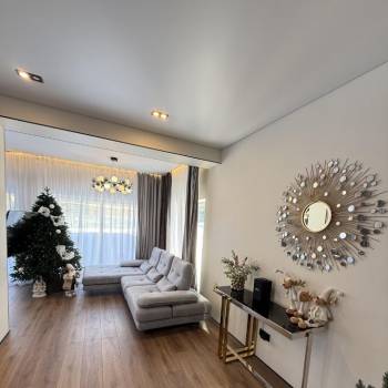Продается Дом, 190 м²