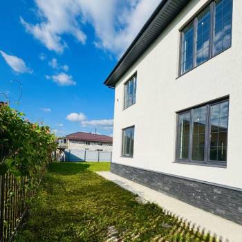 Продается Дом, 180 м²