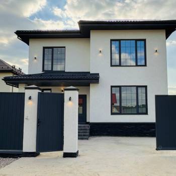 Продается Дом, 180 м²