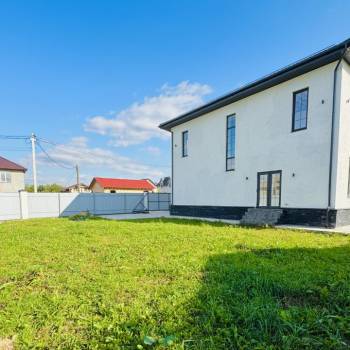 Продается Дом, 180 м²