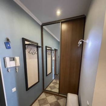 Сдается Многокомнатная квартира, 106,8 м²