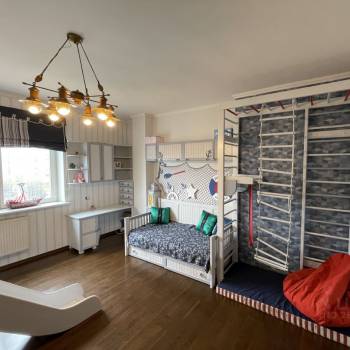 Сдается Многокомнатная квартира, 106,8 м²