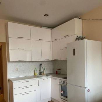 Сдается 1-комнатная квартира, 49 м²