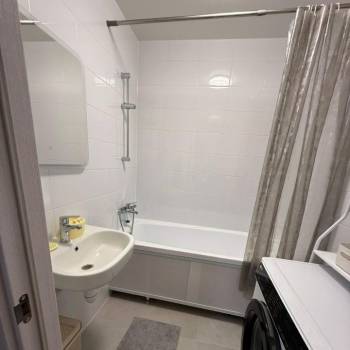 Сдается Многокомнатная квартира, 49 м²
