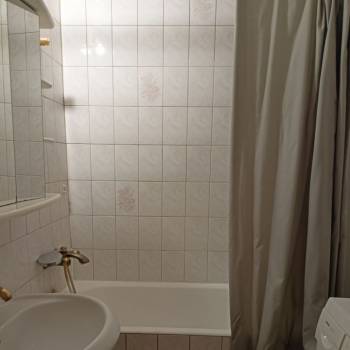 Сдается 2-х комнатная квартира, 57 м²