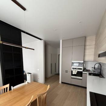 Продается 2-х комнатная квартира, 60 м²