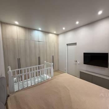 Продается 2-х комнатная квартира, 60 м²