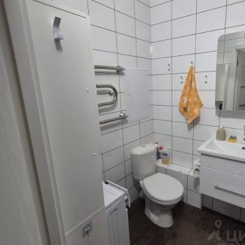Продается 1-комнатная квартира, 40,4 м²