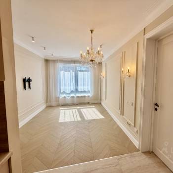 Продается 3-х комнатная квартира, 58 м²
