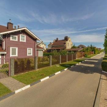 Продается Дом, 210 м²