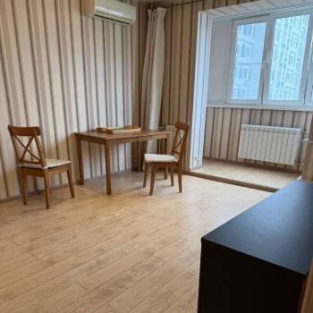 Продается 1-комнатная квартира, 37,3 м²