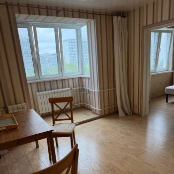 Продается 1-комнатная квартира, 37,3 м²