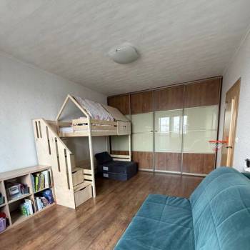 Продается 1-комнатная квартира, 36,9 м²