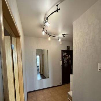Продается 1-комнатная квартира, 36,9 м²