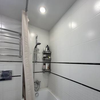 Продается 1-комнатная квартира, 32 м²