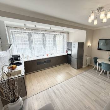 Продается 1-комнатная квартира, 58,9 м²