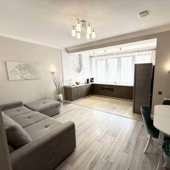 Продается 1-комнатная квартира, 58,9 м²