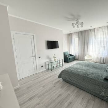 Продается 1-комнатная квартира, 58,9 м²