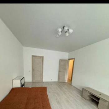 Продается 1-комнатная квартира, 41,3 м²