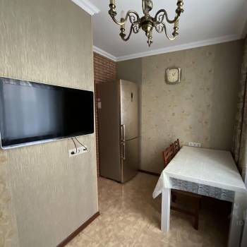Сдается 1-комнатная квартира, 38,5 м²