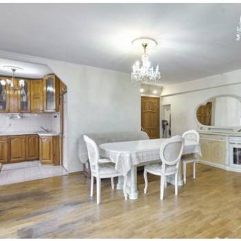 Продается 3-х комнатная квартира, 57 м²