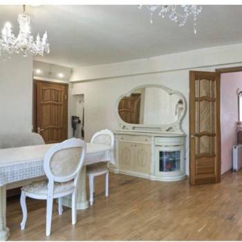 Продается 3-х комнатная квартира, 57 м²