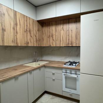 Сдается Многокомнатная квартира, 60 м²