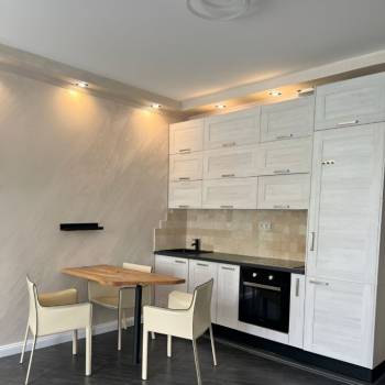 Продается 1-комнатная квартира, 35 м²