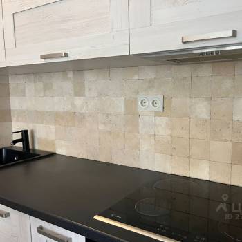 Продается 1-комнатная квартира, 35 м²