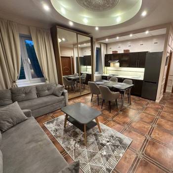 Сдается Многокомнатная квартира, 70 м²