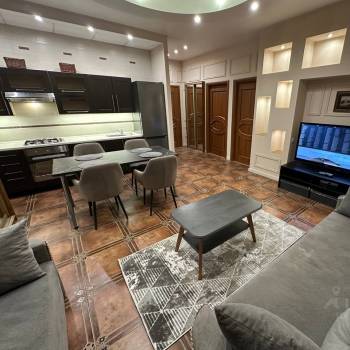 Сдается Многокомнатная квартира, 70 м²