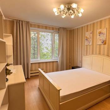 Сдается Многокомнатная квартира, 65 м²