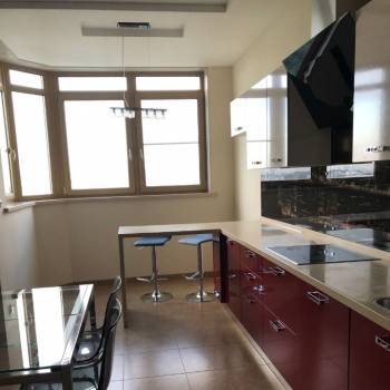 Сдается Многокомнатная квартира, 120 м²