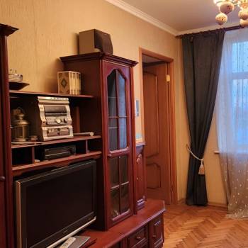Продается Многокомнатная квартира, 82,8 м²