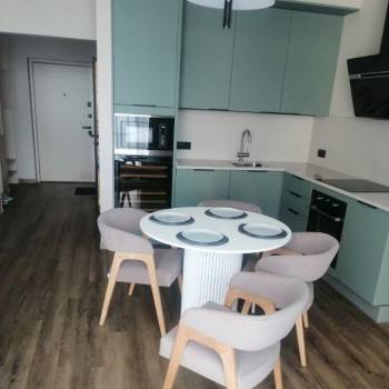 Сдается 2-х комнатная квартира, 60 м²