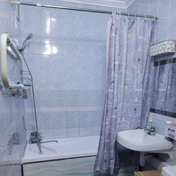 Сдается Многокомнатная квартира, 72 м²