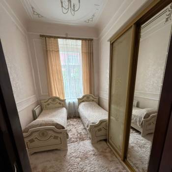 Сдается Многокомнатная квартира, 90 м²