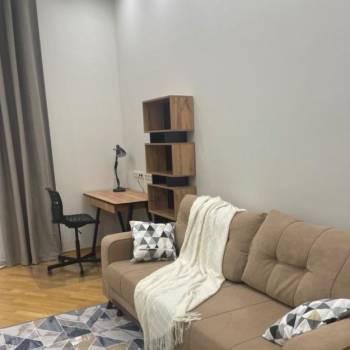 Сдается Многокомнатная квартира, 172 м²