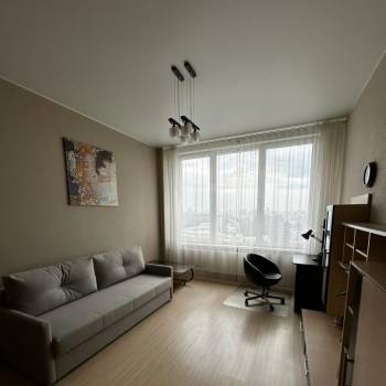 Сдается Многокомнатная квартира, 105 м²