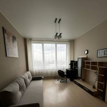 Сдается Многокомнатная квартира, 105 м²