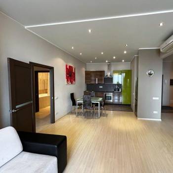 Сдается Многокомнатная квартира, 105 м²
