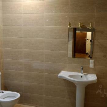 Продается Многокомнатная квартира, 132 м²