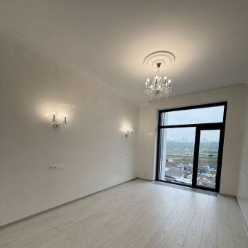 Продается 1-комнатная квартира, 49,3 м²