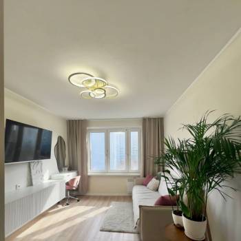 Продается 1-комнатная квартира, 33 м²