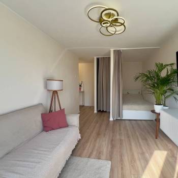Продается 1-комнатная квартира, 33 м²