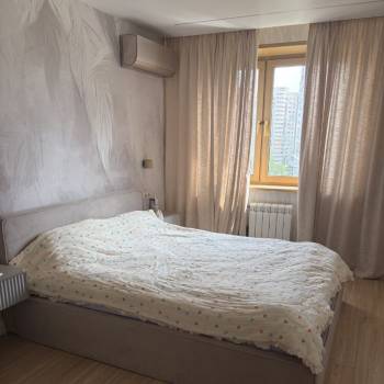 Сдается 2-х комнатная квартира, 60 м²
