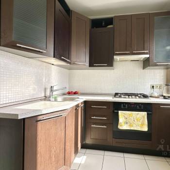 Продается 3-х комнатная квартира, 56 м²